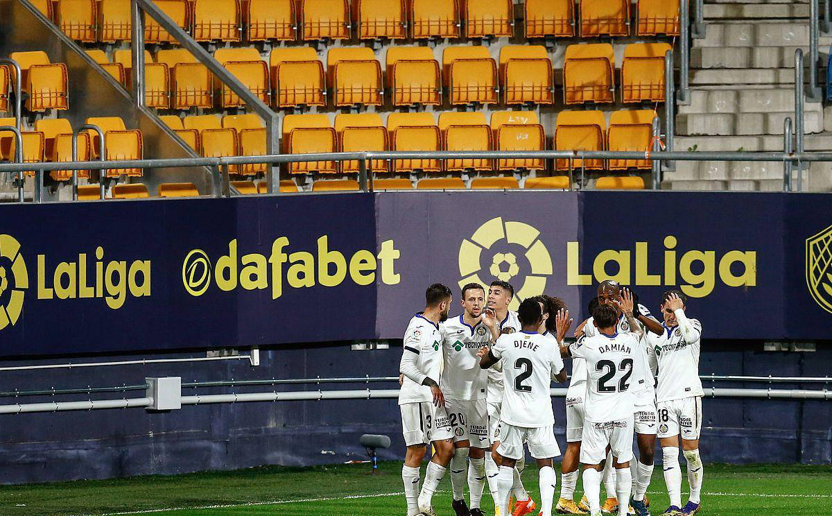 赫罗纳近两轮保持不败，皇家马德里开启客场之旅第五站