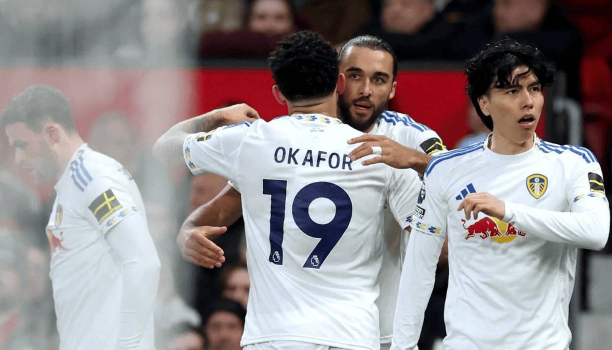 爆大冷！1-2！曼联主场沦陷，卡里克不敢相信，4场仅1胜